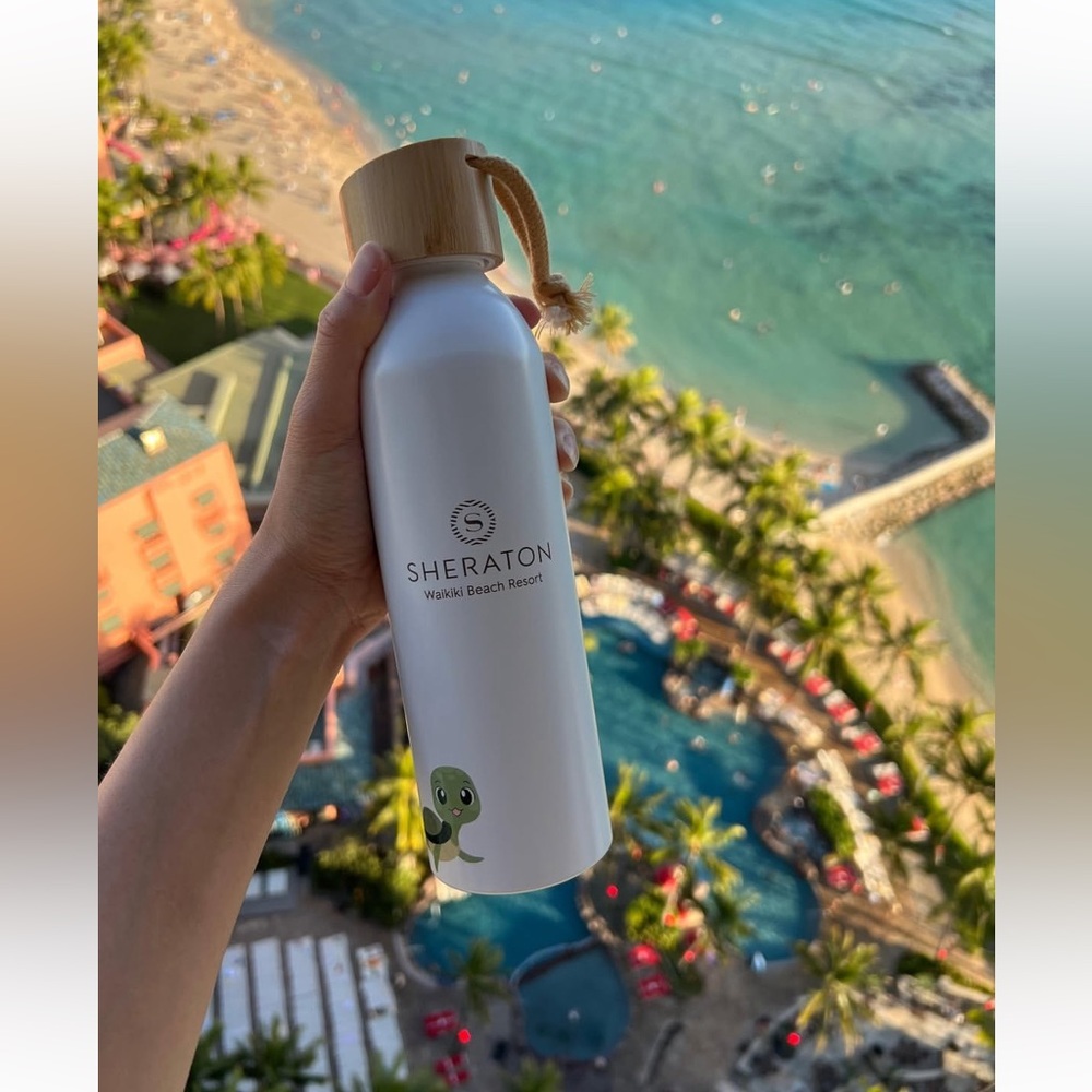 Sheraton Waikiki Beach Resort Turtle Honu Water Bottle White Hawaii Honolulu